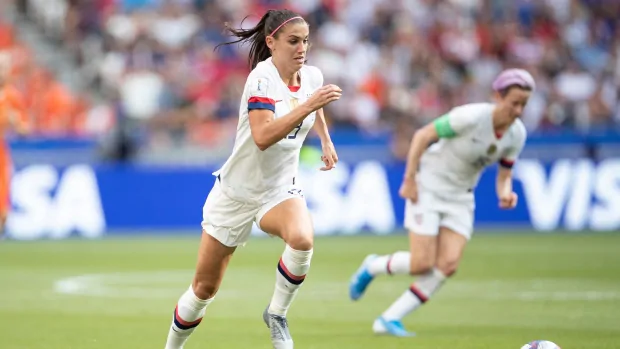 Alex Morgan becomes U.S. national team’s newest soccer mom