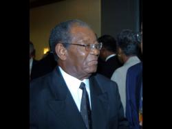 Skerritt hails Weekes as founding father of cricket | Sports