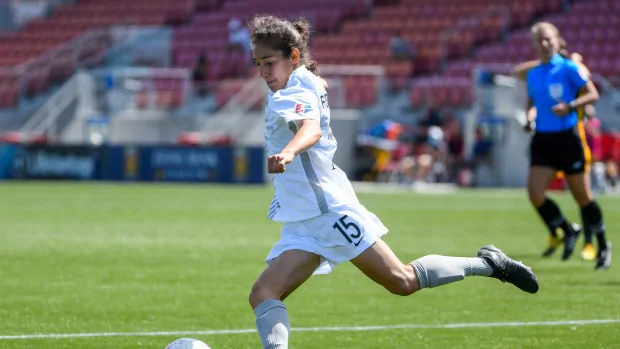 Sky Blue use early pair to burst past Houston Dash for 1st win of tournament