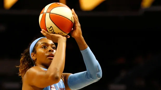 Williams, Parker lead Sky past Mystics