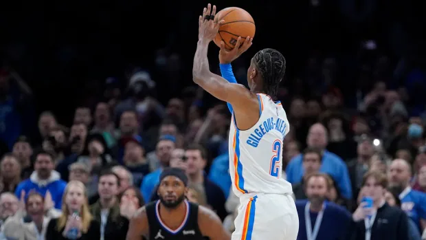 Canadian Gilgeous-Alexander hits buzzer-beating 3-pointer as Thunder stun Clippers